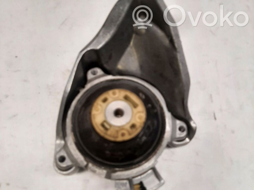Audi Q7 4M Engine mount bracket 
