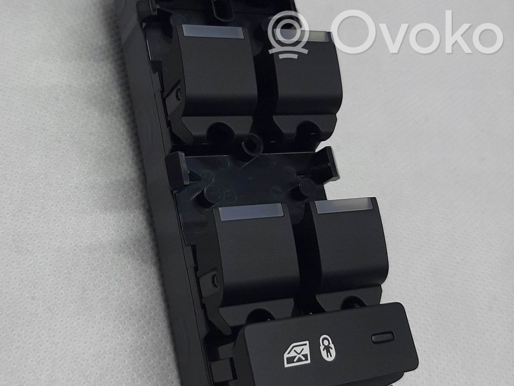 Tailgate/trunk/boot open switch   4A34003AEC67,14540