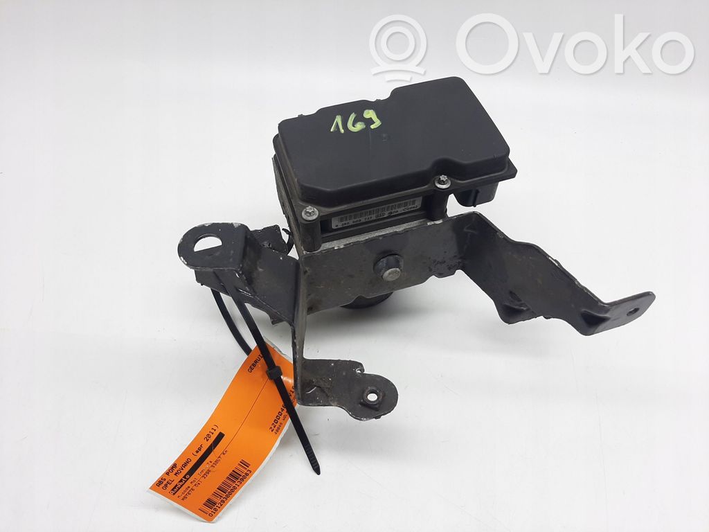 Renault Trafic III (X82) Bomba de ABS 