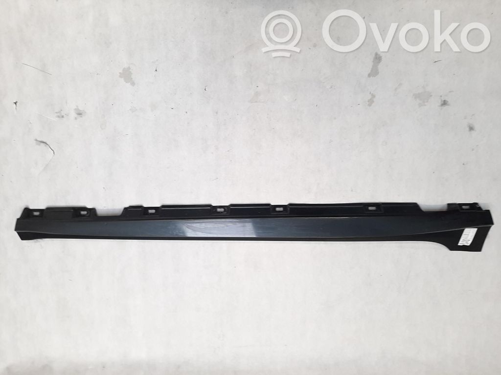 Audi A5 Front sill (body part) 
