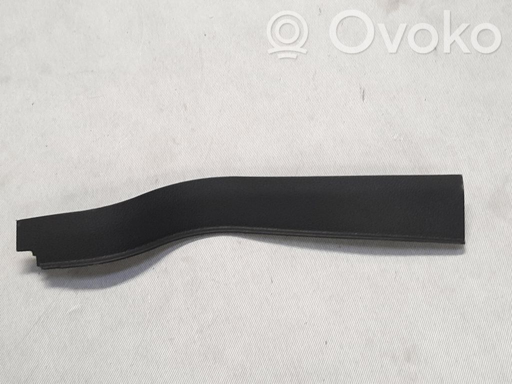 Volkswagen Golf VII Osłona słupka szyby przedniej / A 