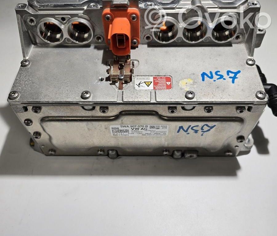 Skoda Octavia Mk4 Voltage converter inverter 