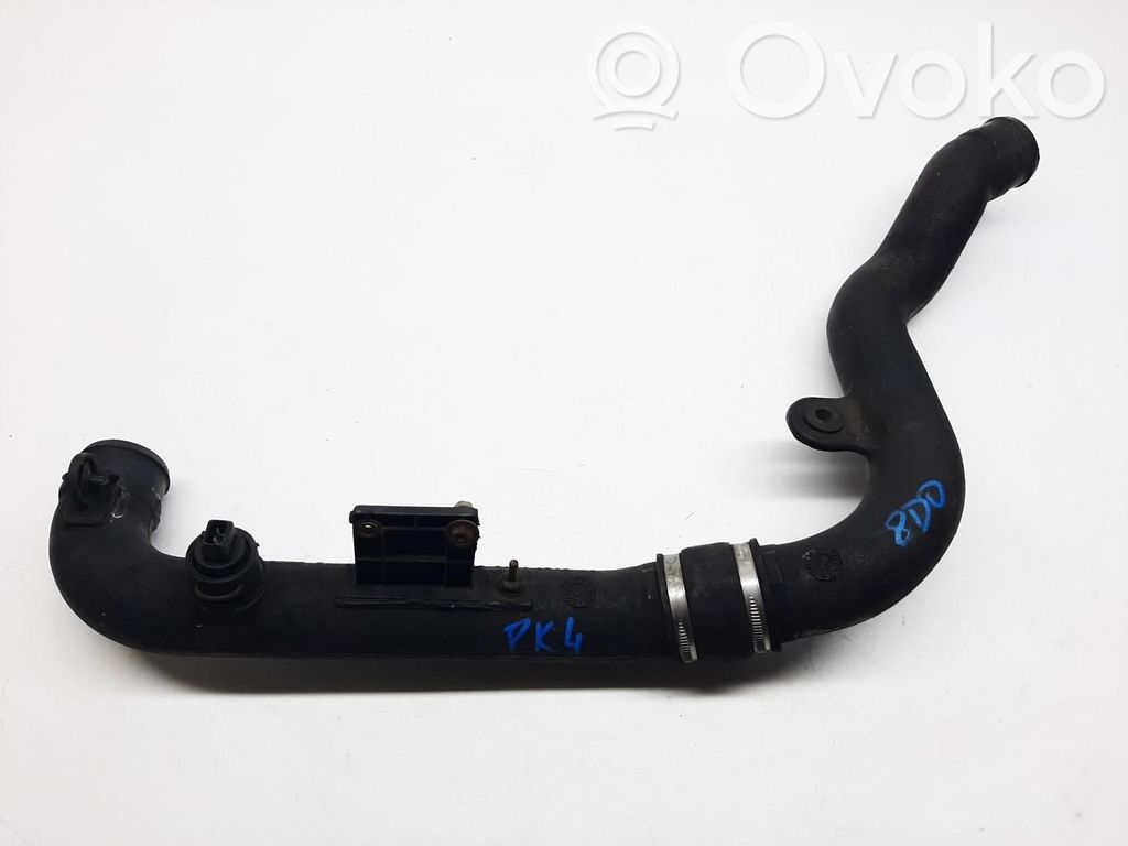 Audi A4 S4 B5 8D Furtun/conductă intercooler 