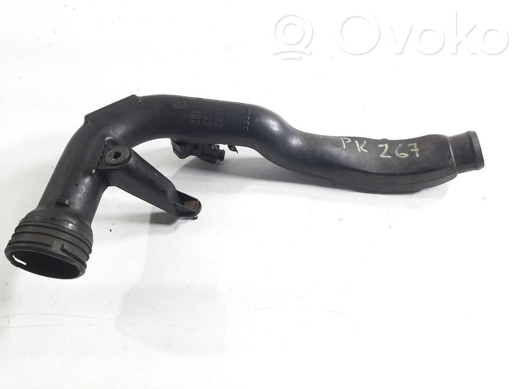 Audi A4 S4 B5 8D Furtun/conductă intercooler 