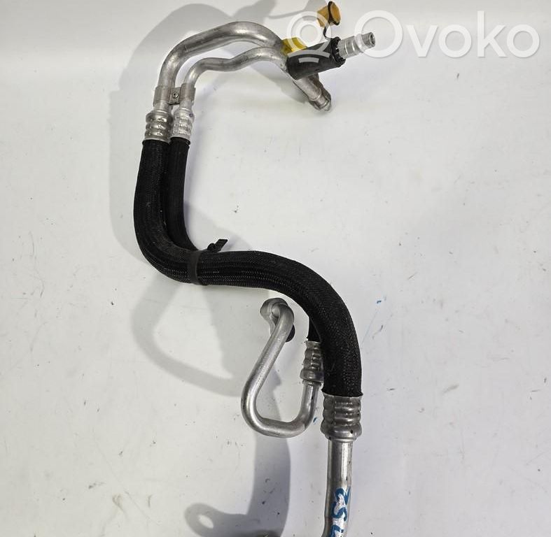 Ilmastointilaitteen putki (A/C)   180759600A,180759600A
