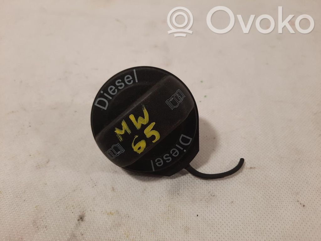 Volkswagen PASSAT B6 Bușon umplere rezervor combustibil 