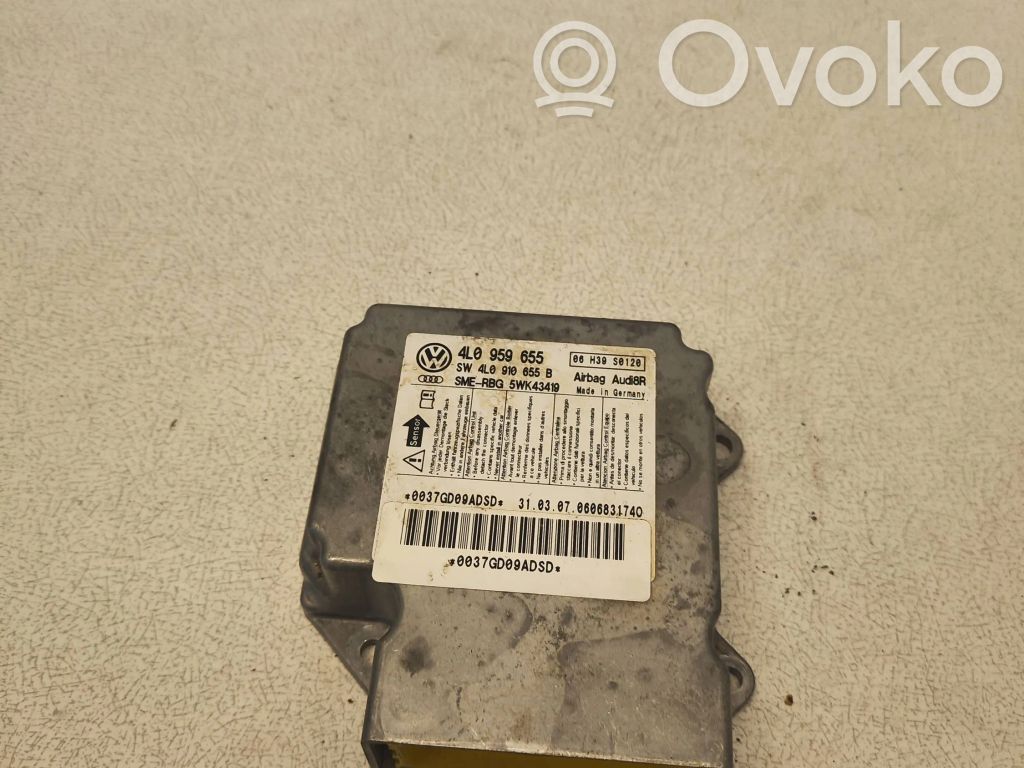 Audi Q7 4L Airbag control unit/module 