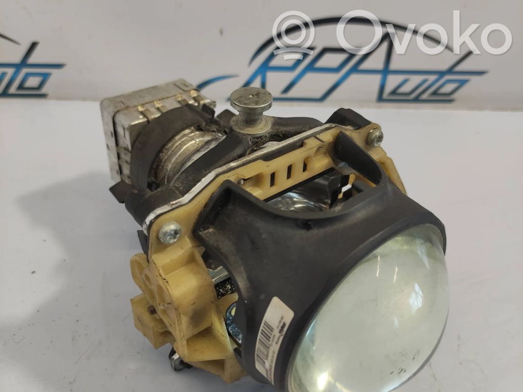 Volkswagen PASSAT B6 Headlight part 
