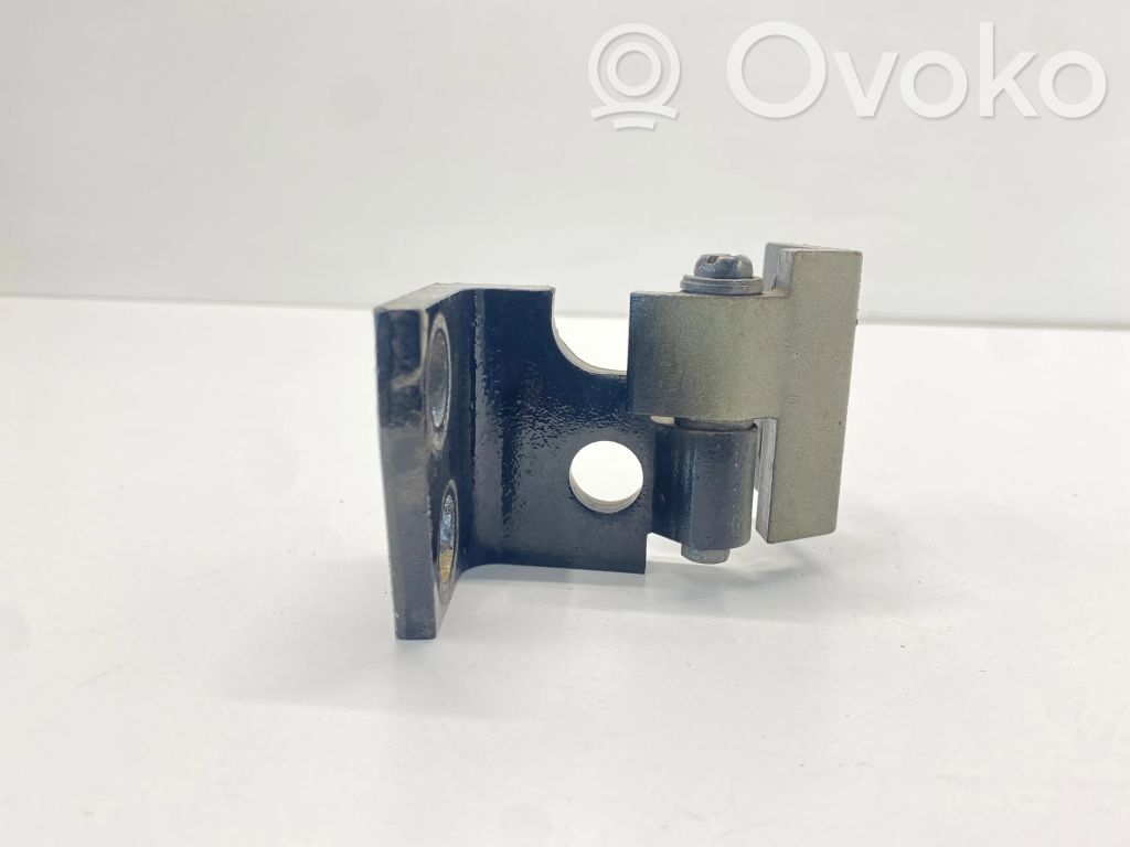 BMW X5 E53 Rear door lower hinge 