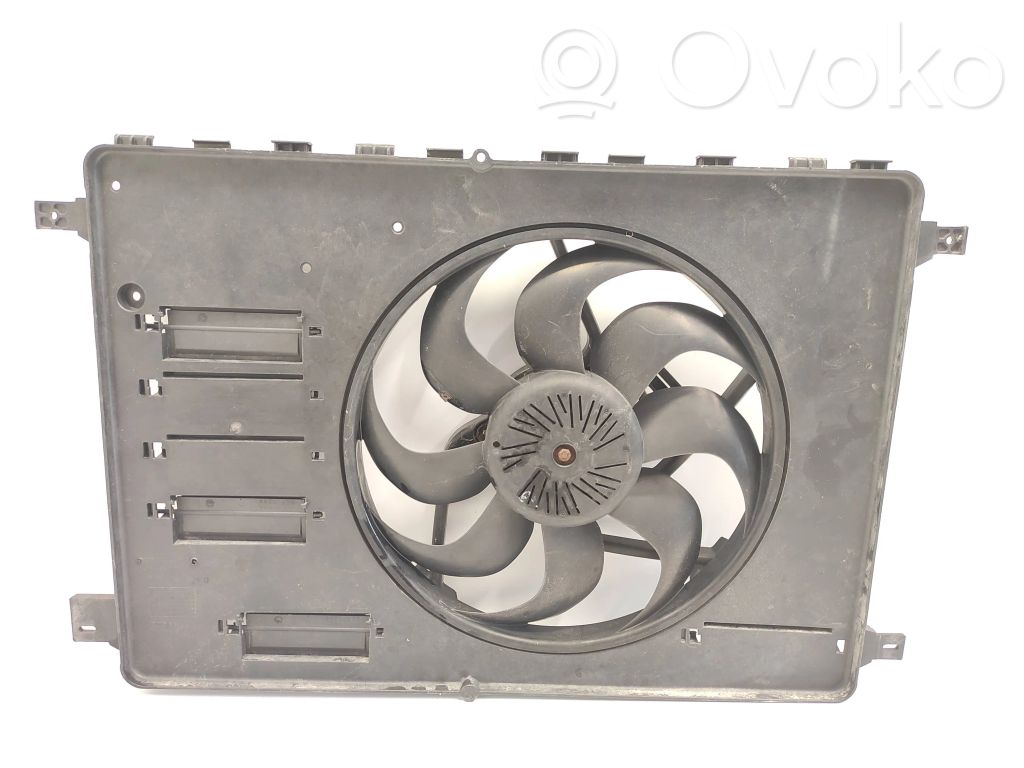 Volvo V70 Elektrisks radiatoru ventilators 