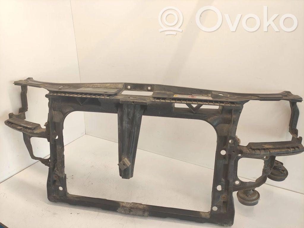 Audi A3 S3 8L Radiatorių panelė 