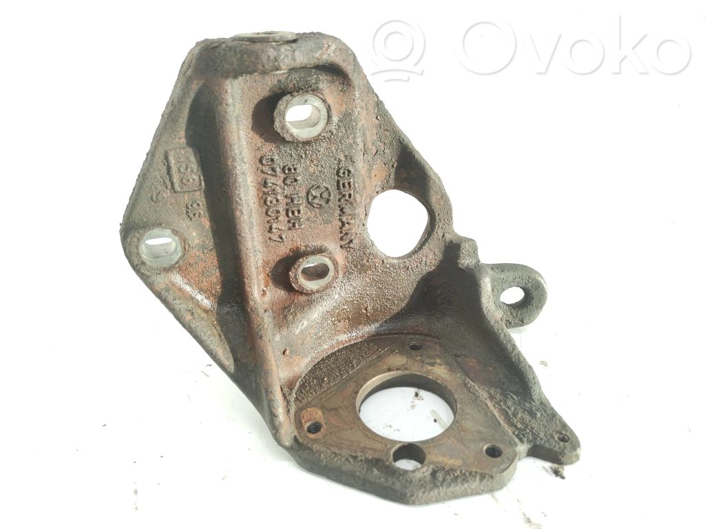 Volkswagen Transporter - Caravelle T4 Fuel pump bracket 