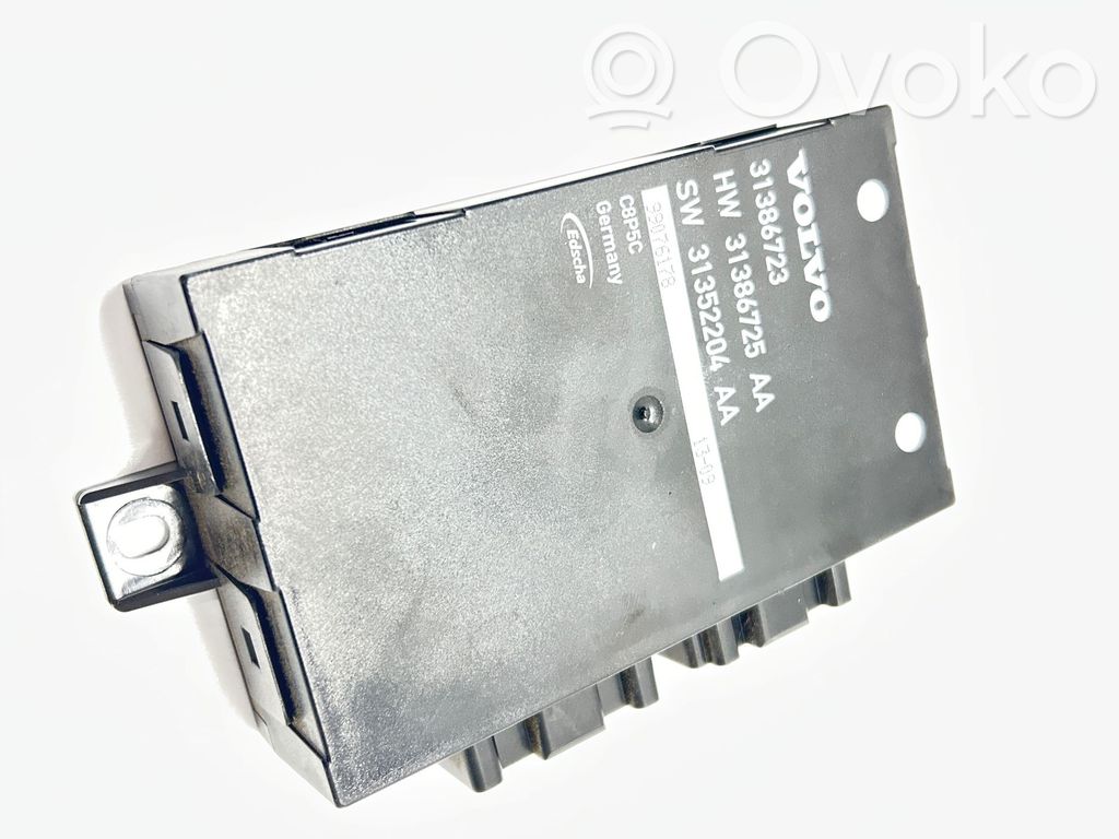 Volvo V70 Tailgate/trunk control unit/module 