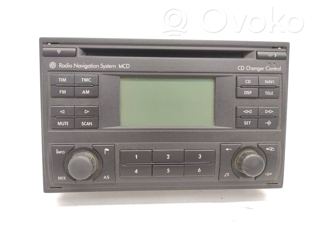 Volkswagen PASSAT B5.5 Unità principale autoradio/CD/DVD/GPS 