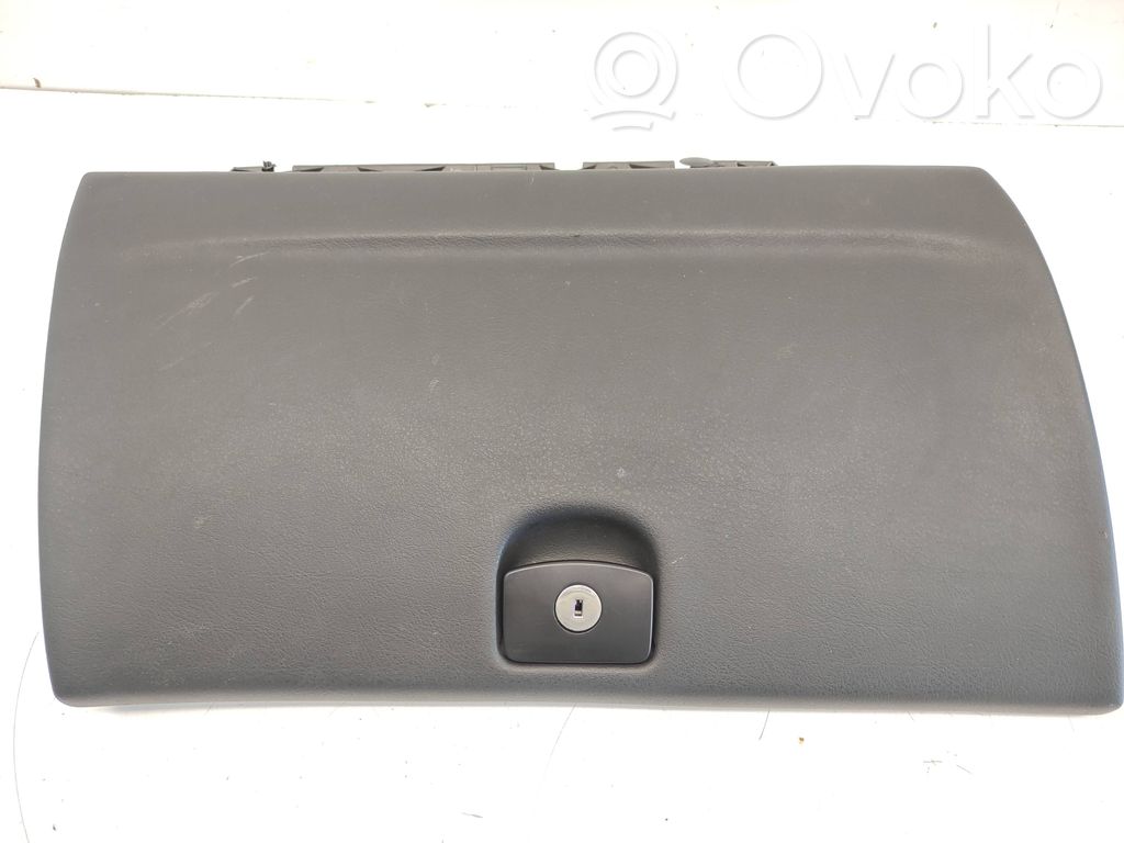 Peugeot 407 Tapa/cubierta de la guantera 