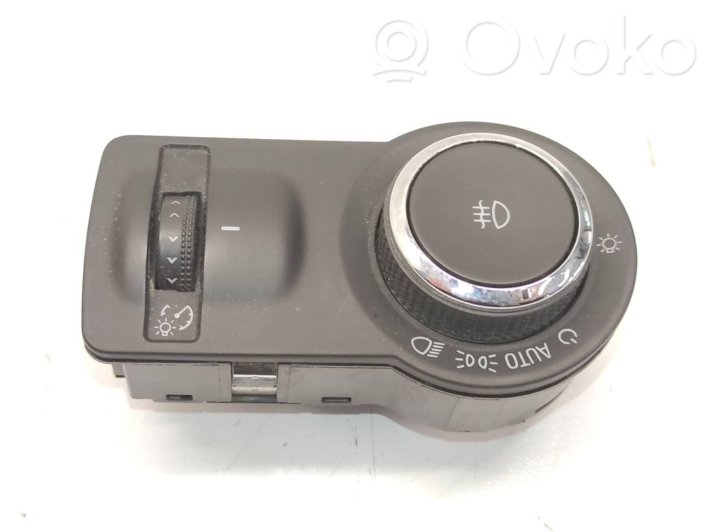 Opel Insignia A Light switch 