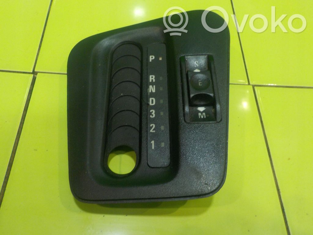 BMW 3 E36 Pavarų perjungimo mechanizmas (dėžėje) 