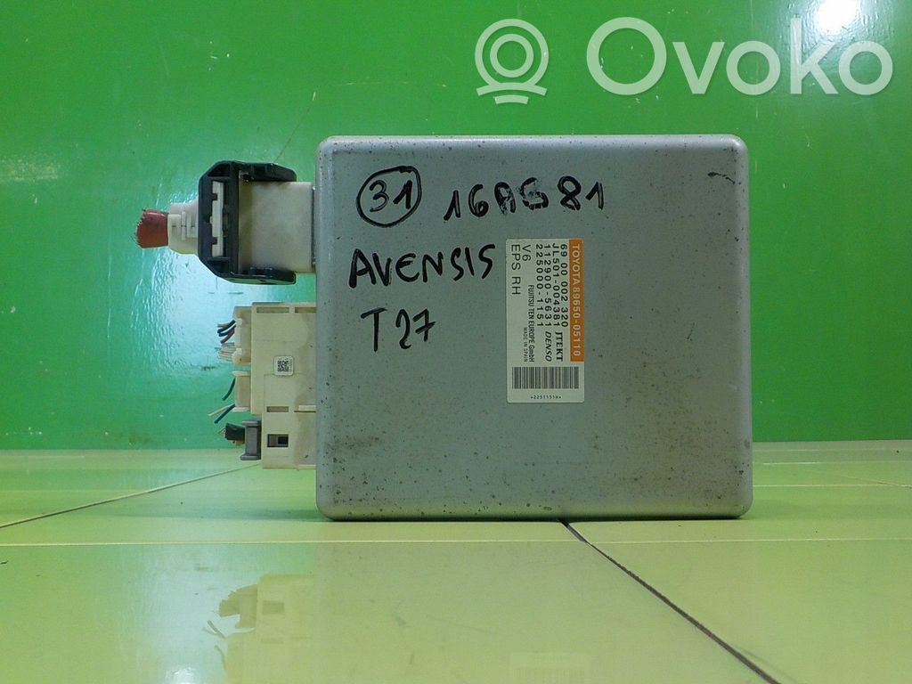 Toyota Avensis T270 Central body control module 