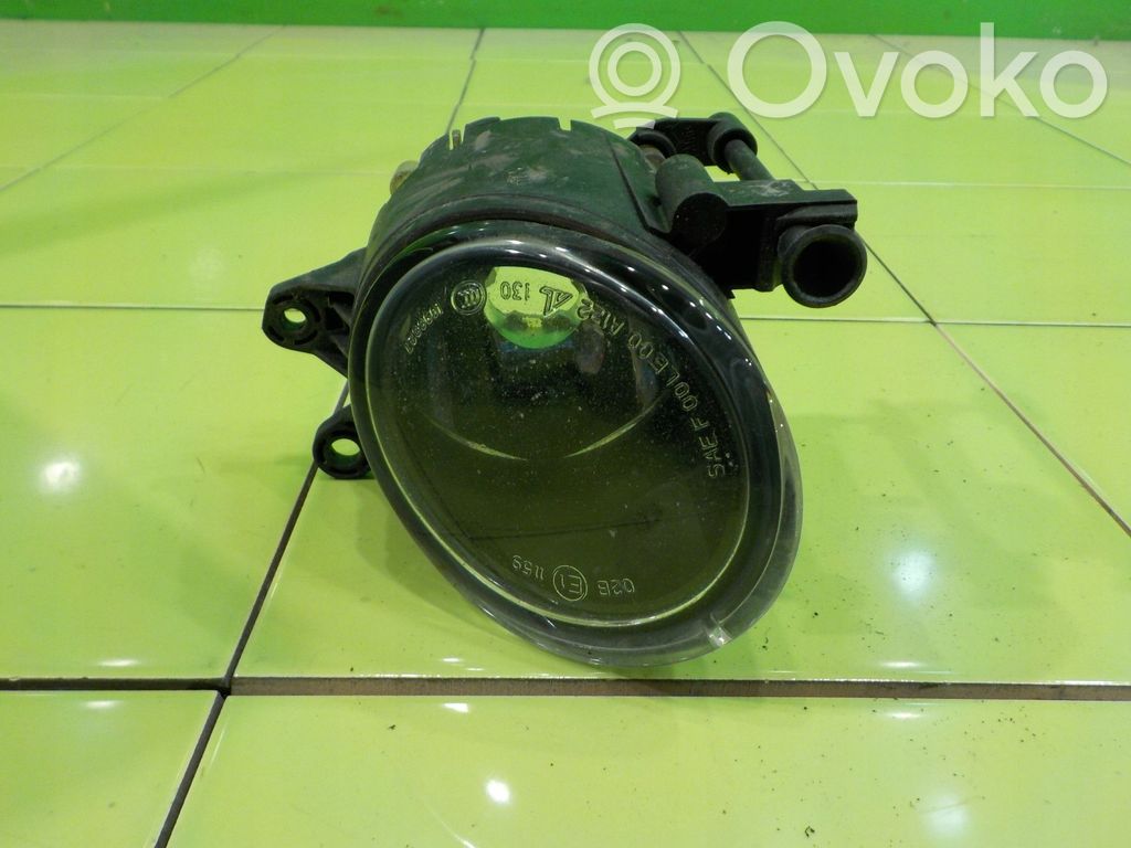 Volvo C30 Miglas lukturis priekšā 