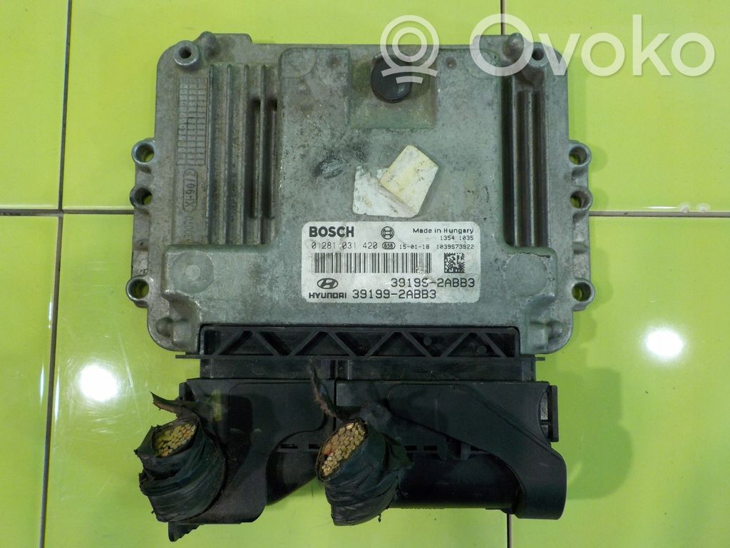 Hyundai ix35 Engine control unit/module 