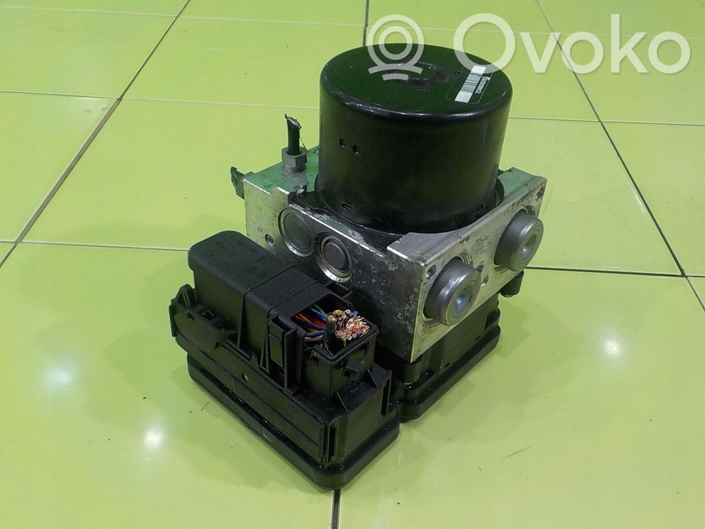 Land Rover Freelander 2 - LR2 ABS Pump 