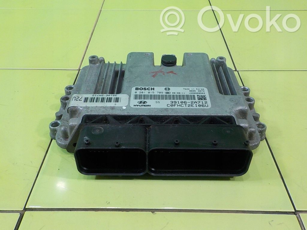 Hyundai i30 Engine control unit/module 