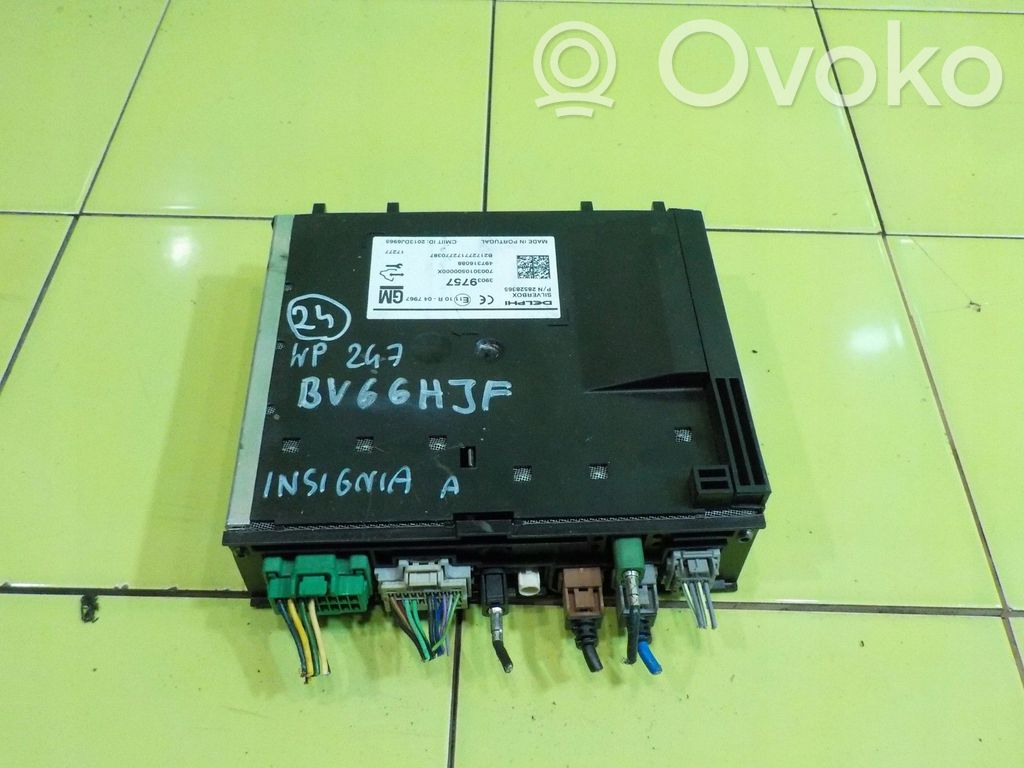 Opel Insignia A Sound amplifier 