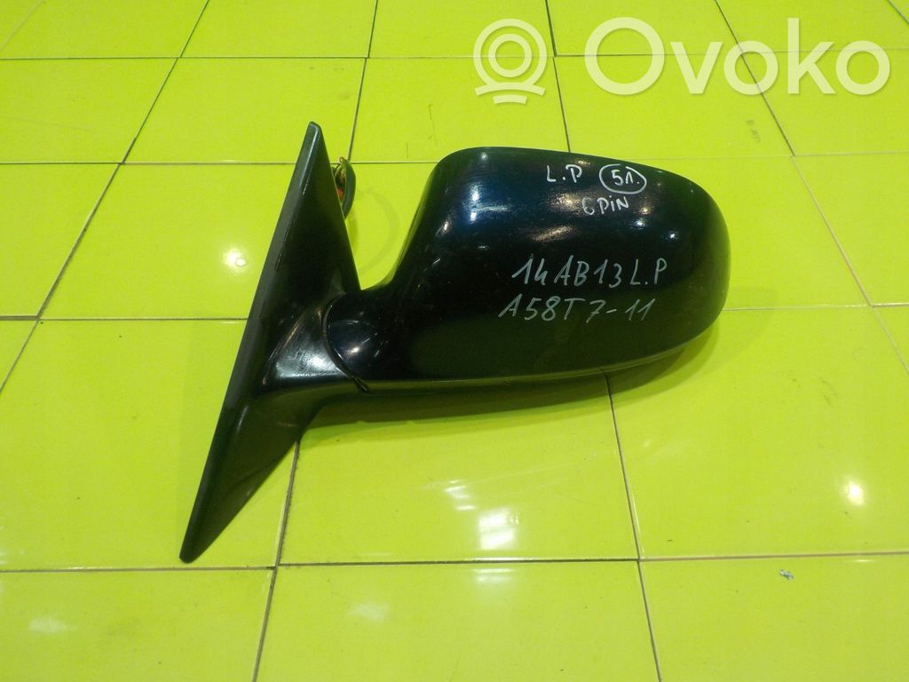 Audi A5 8T 8F Front door electric wing mirror 