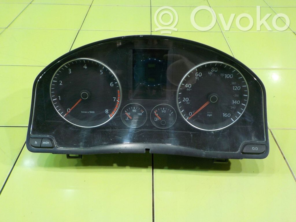 Volkswagen Scirocco Speedometer (instrument cluster) 