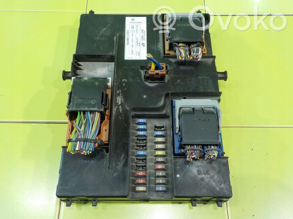 Ford Transit Saugiklių dėžė (komplektas) 