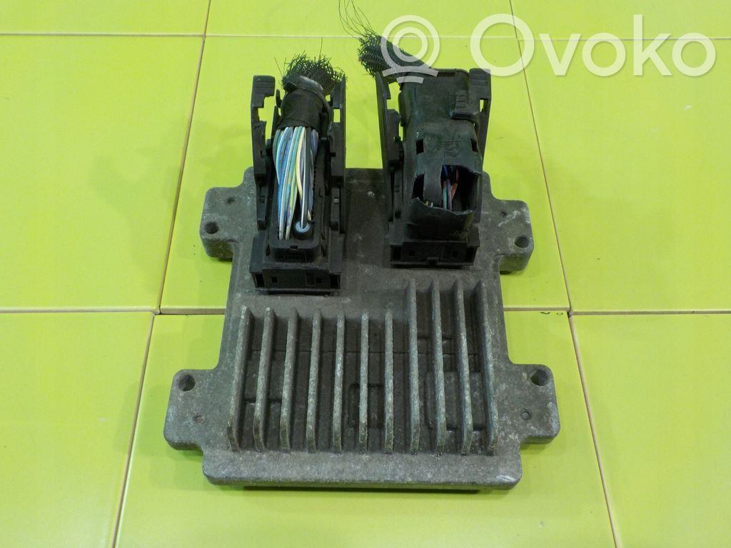Opel Corsa E Engine control unit/module 
