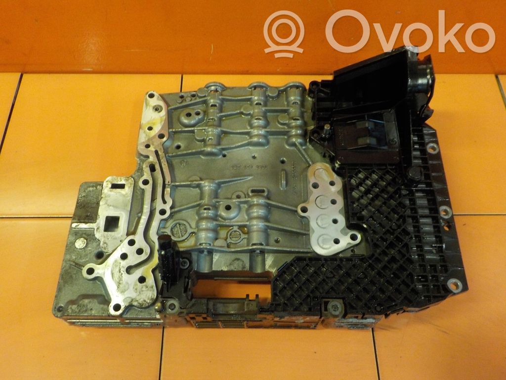 BMW 3 E90 E91 Galinio tilto valdymo blokas 