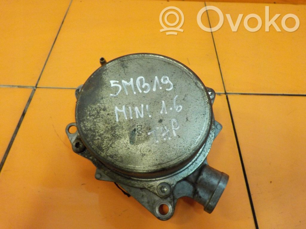 Vacuum pump   5MB19