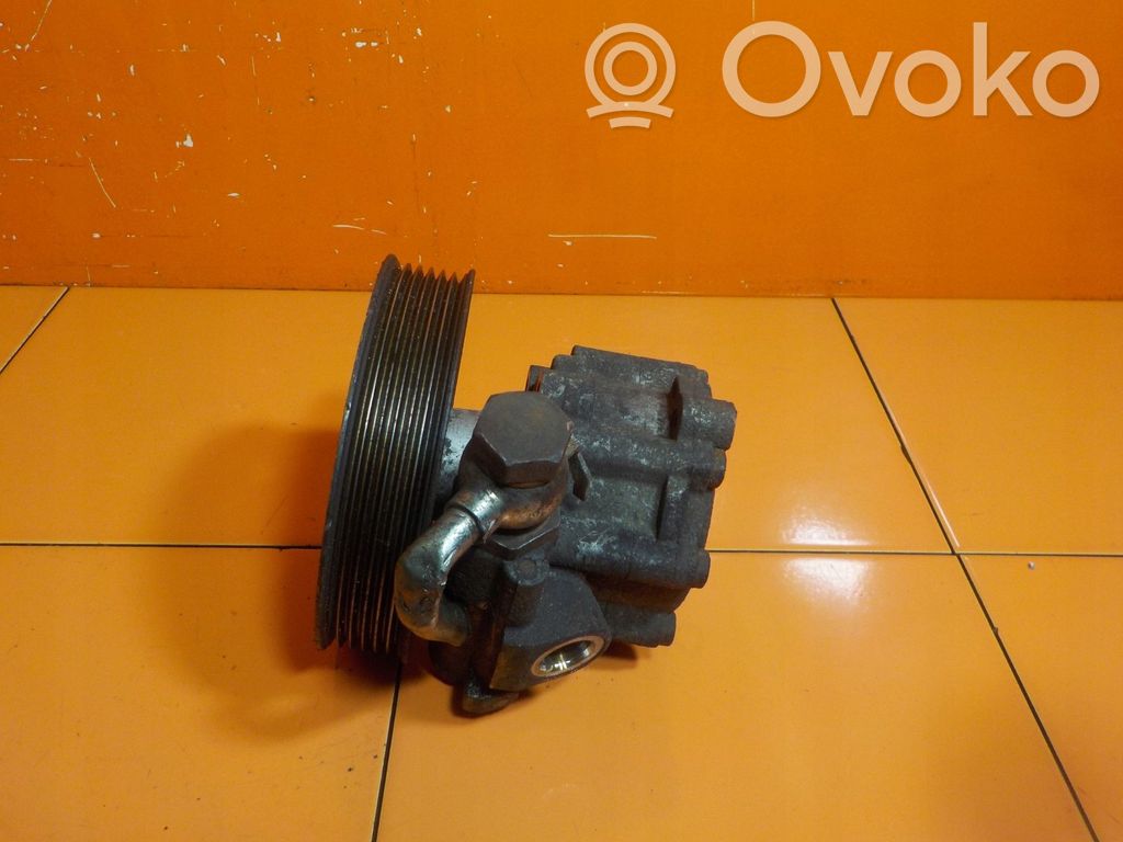 Alfa Romeo Giulietta Power steering pump 