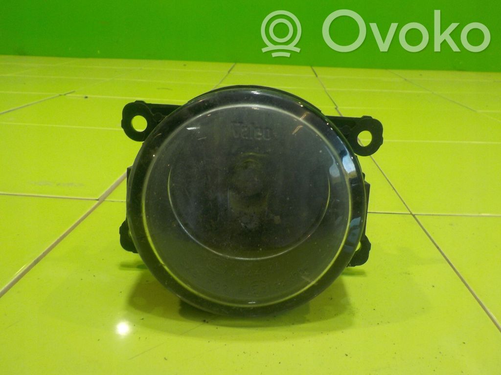 Opel Agila B Miglas lukturis priekšā 