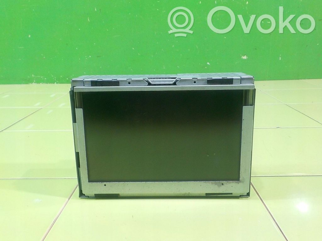 Land Rover Freelander 2 - LR2 Radio/CD/DVD/GPS head unit 