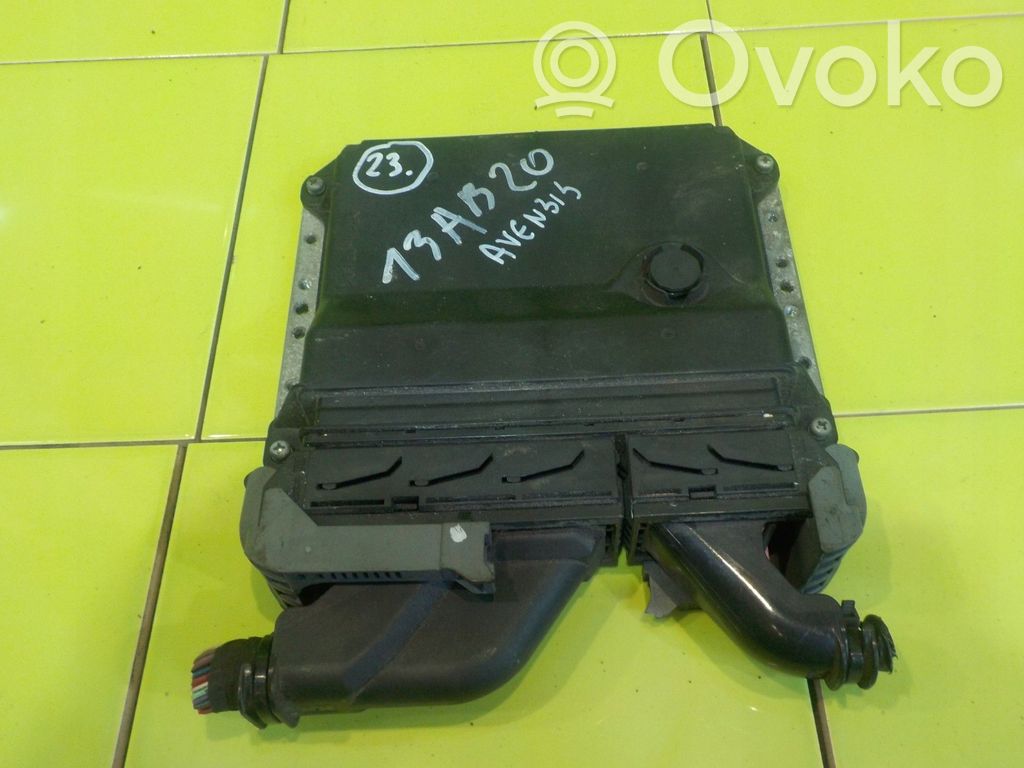 Toyota Avensis T270 Engine control unit/module 
