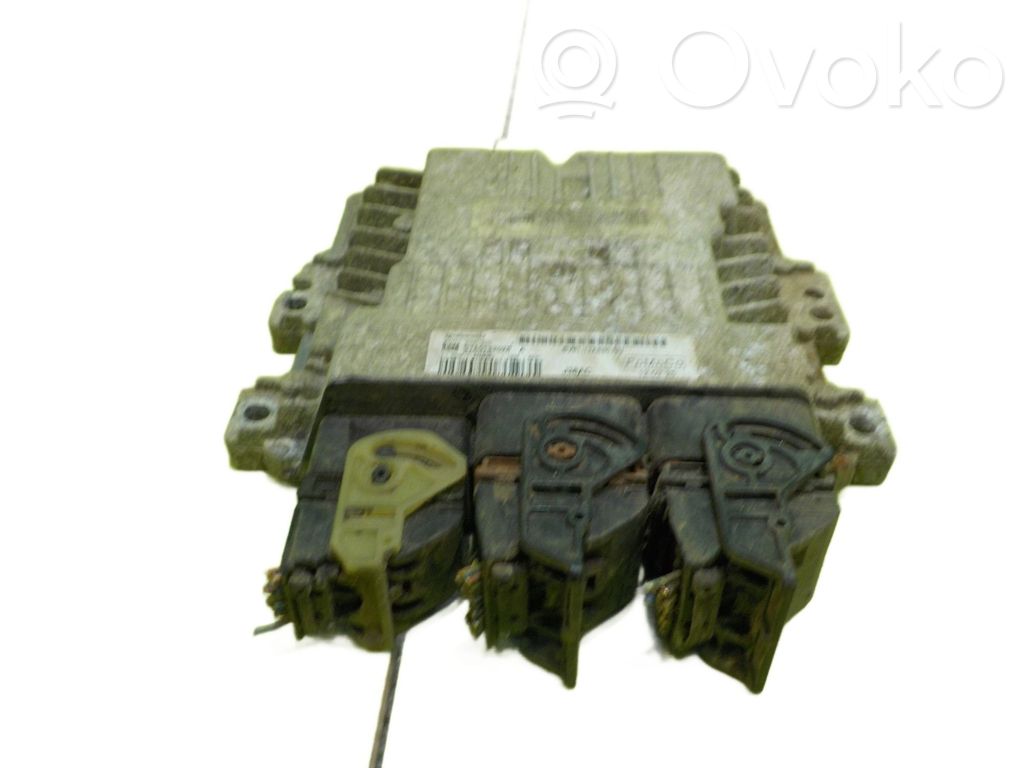 Ford Focus Engine control unit/module 