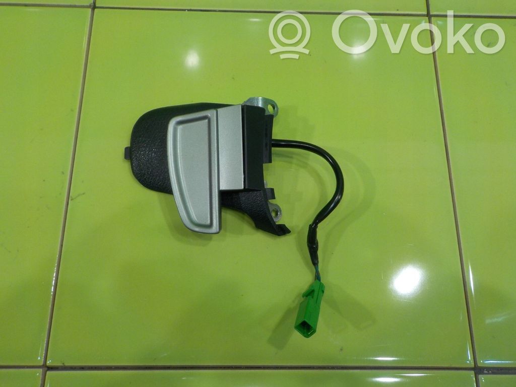 Honda Insight Sonstige Schalter / Griffe / Umschalter 