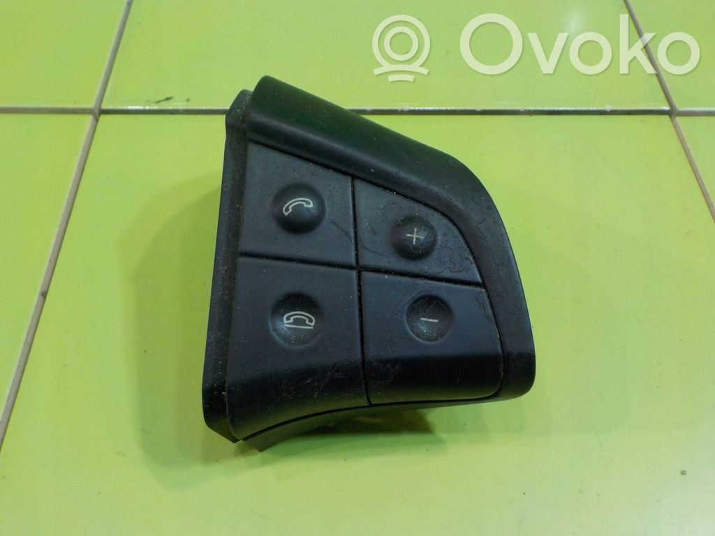 Mercedes-Benz B W245 Otros interruptores/perillas/selectores 