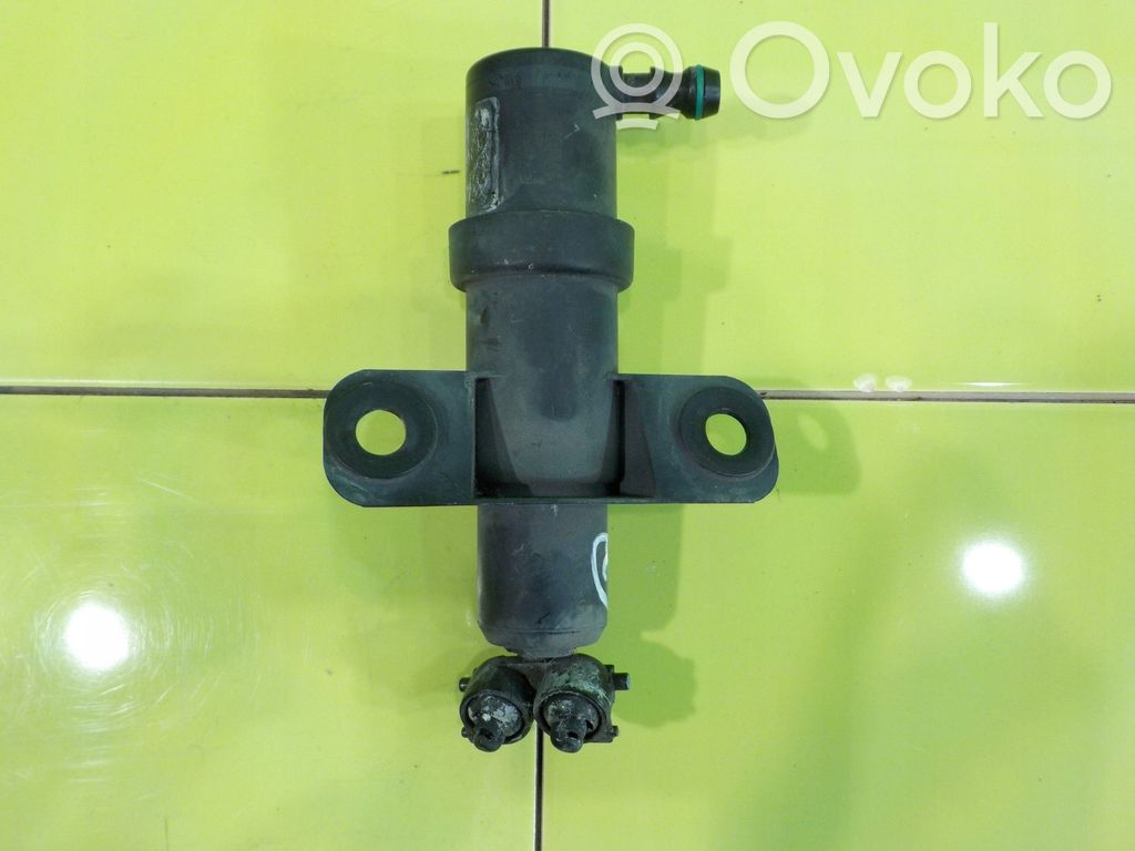 Headlight washer pump   PRZOD,LEWY,UP105