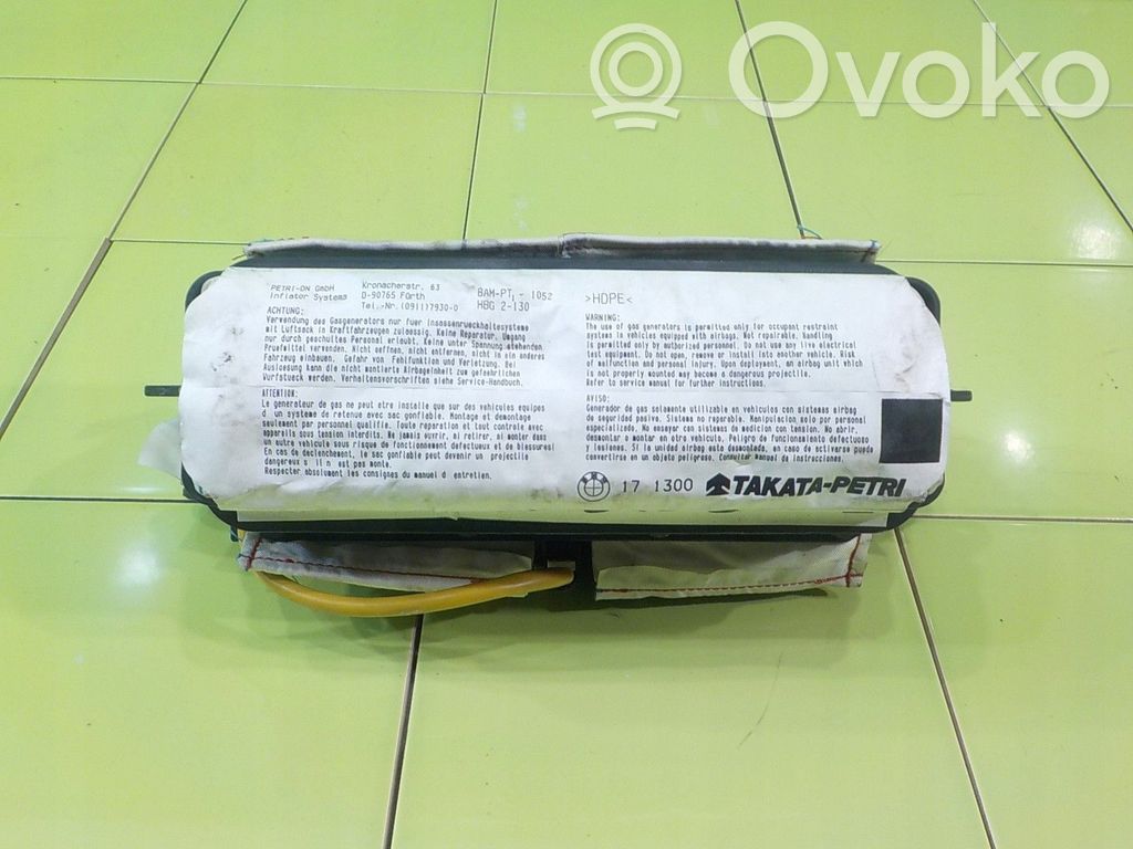 Airbag de passager   17AB21