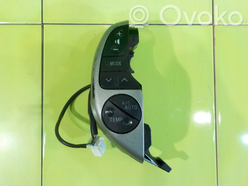 Toyota Prius (XW20) Altri interruttori/pulsanti/cambi 