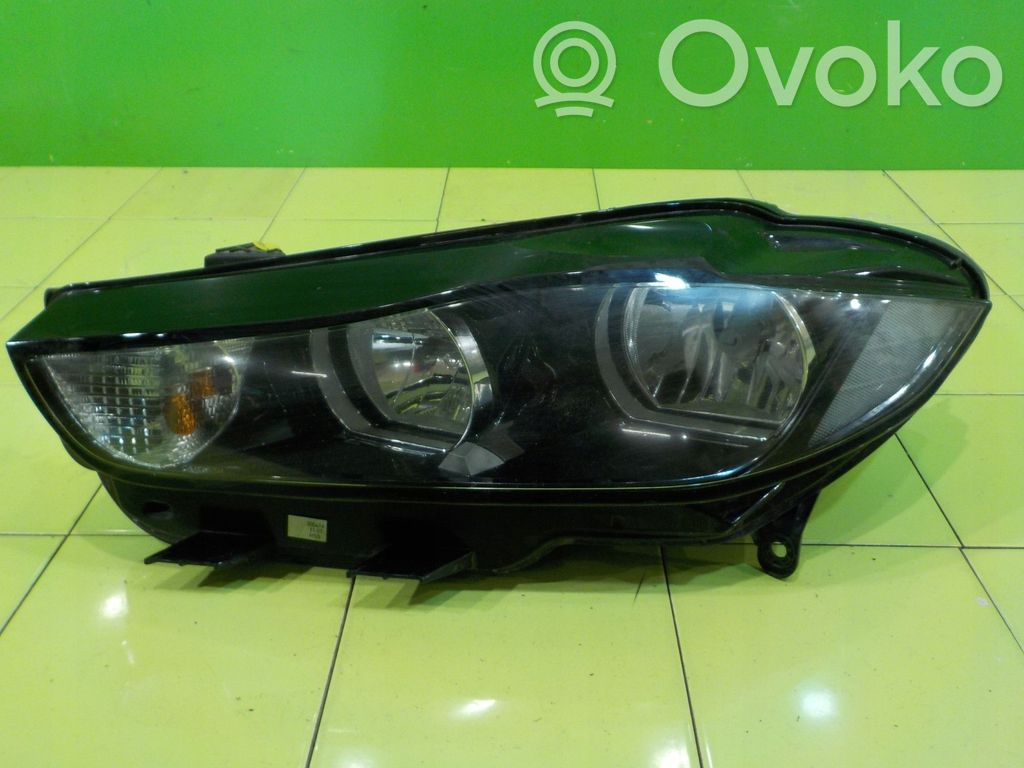 Jaguar XE Lampa przednia 