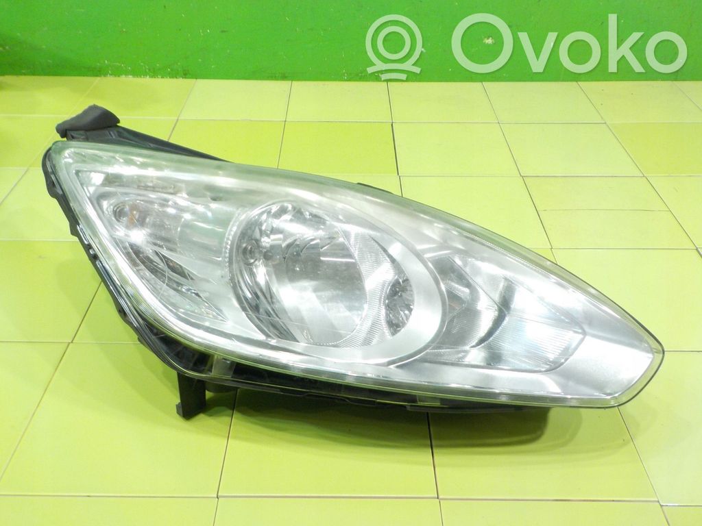 Ford C-MAX II Lampa przednia 