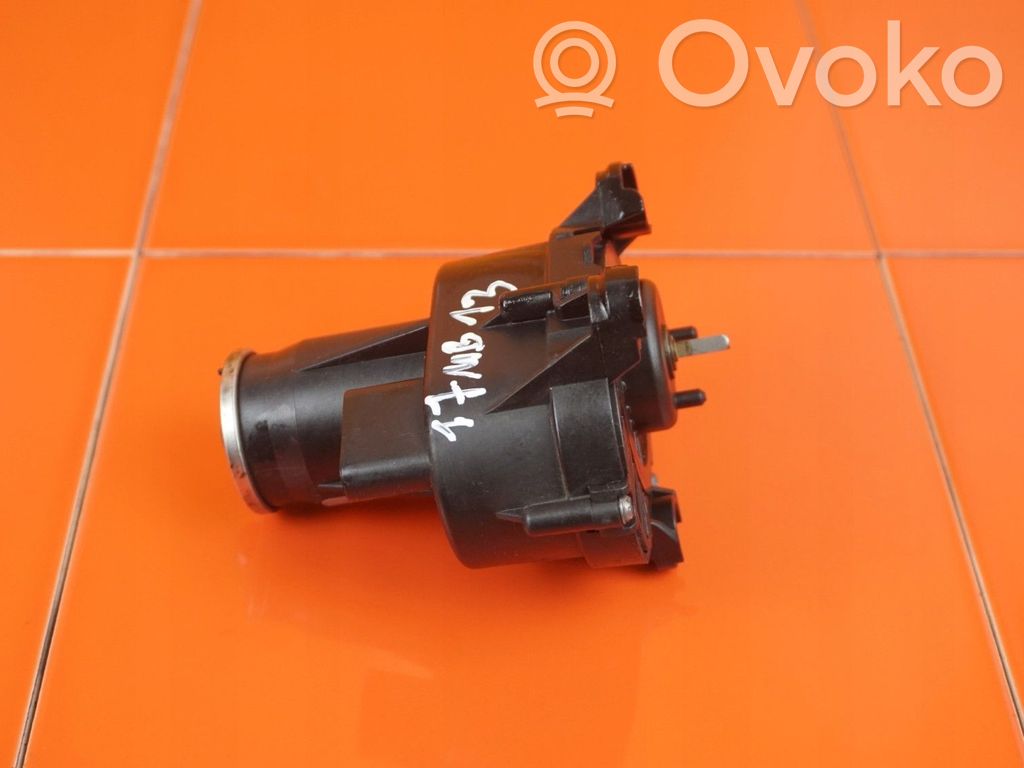Mercedes-Benz C AMG W204 Altra parte del vano motore 