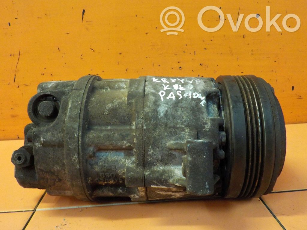 BMW X3 E83 Air conditioning (A/C) compressor (pump) 