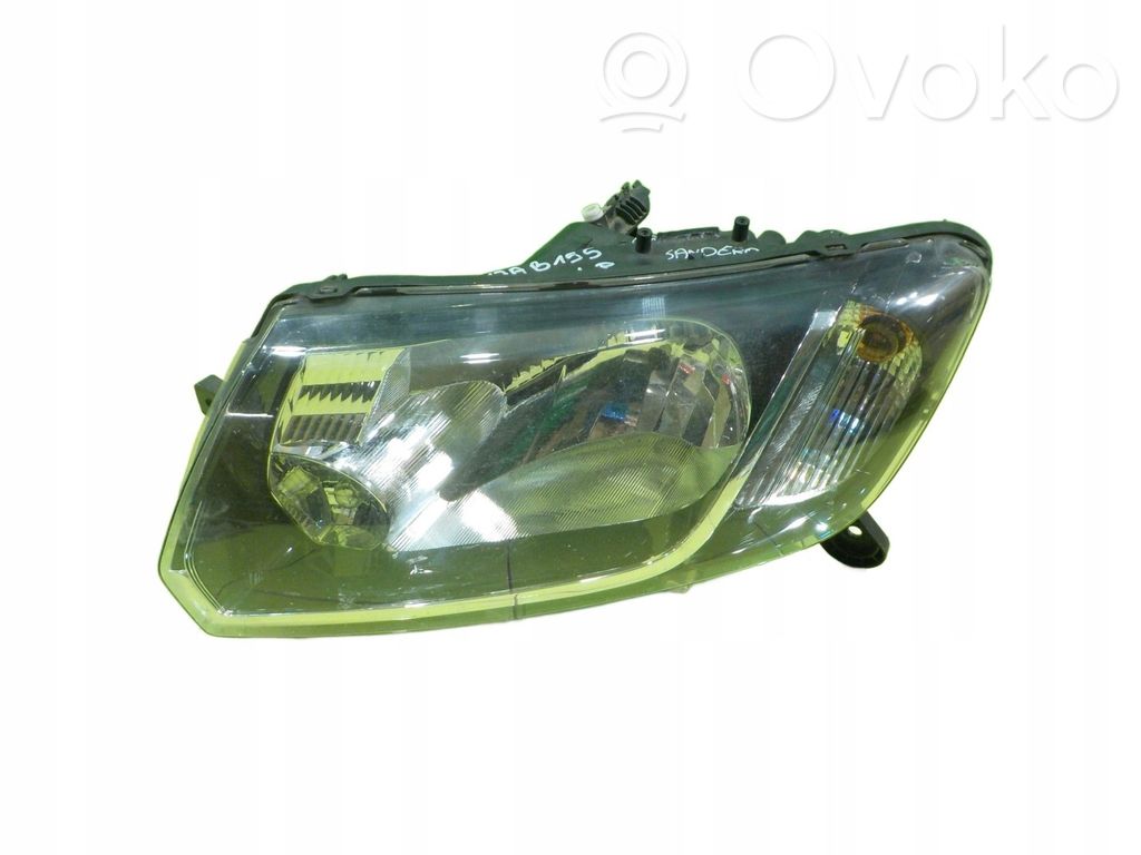 Dacia Sandero II Lampa przednia 