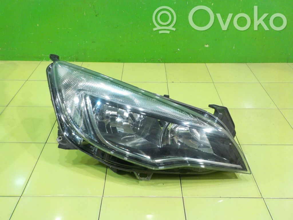 Opel Astra J Etu-/Ajovalo 