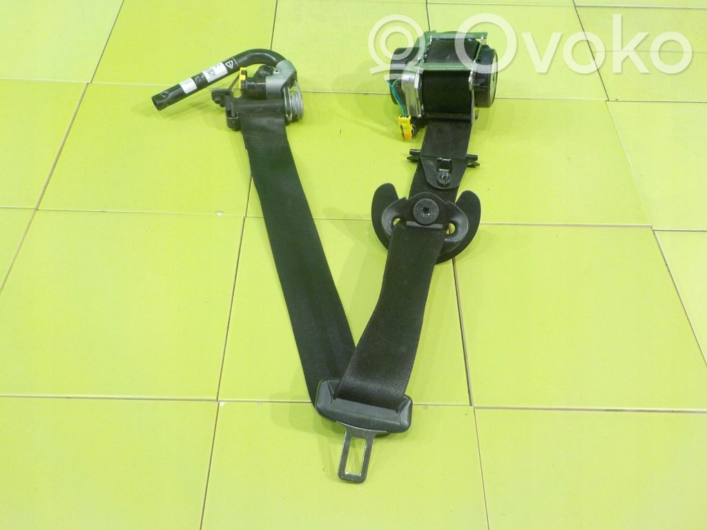 Jaguar XE Cinturón delantero 